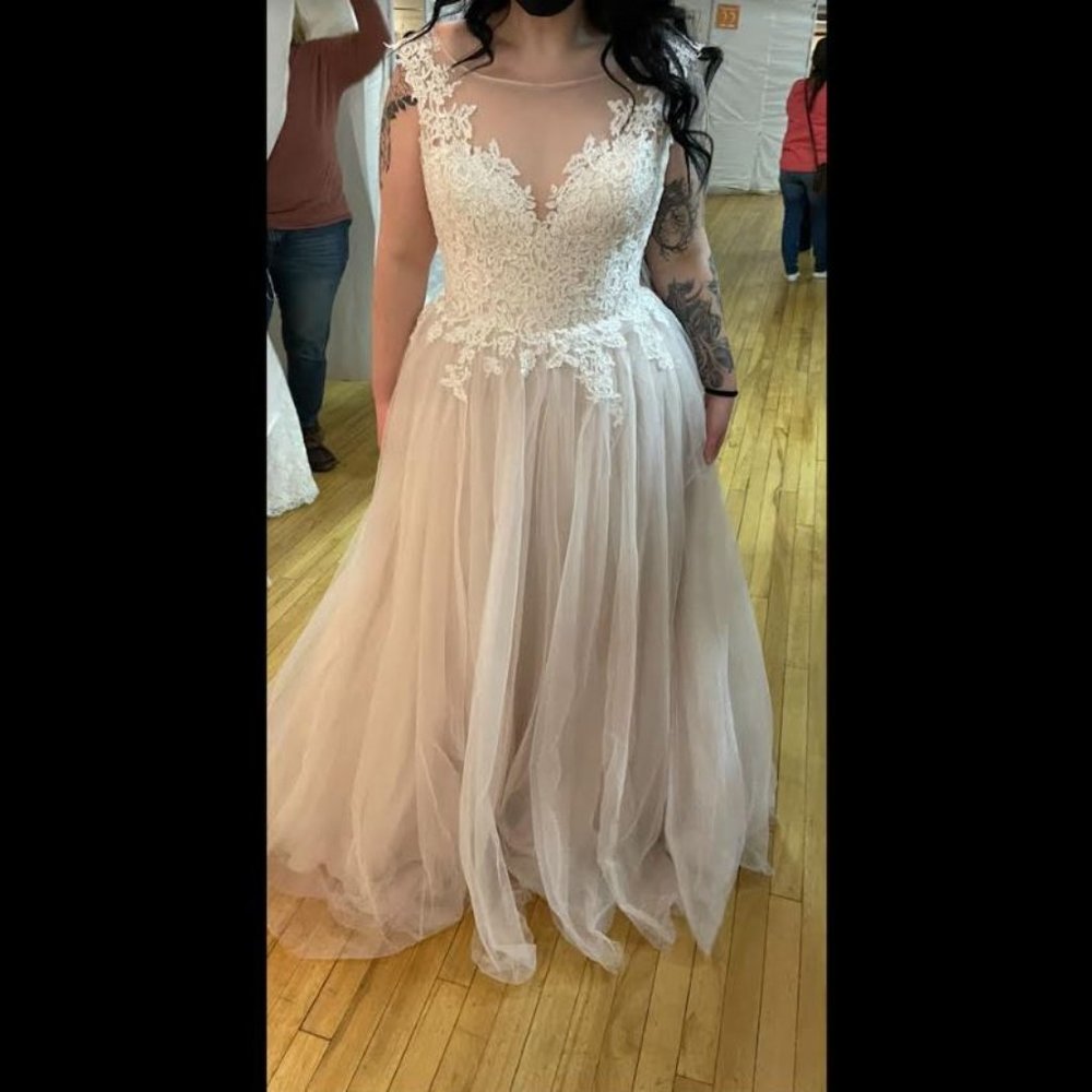 Blush Wedding Dress - Ballgown Size 20